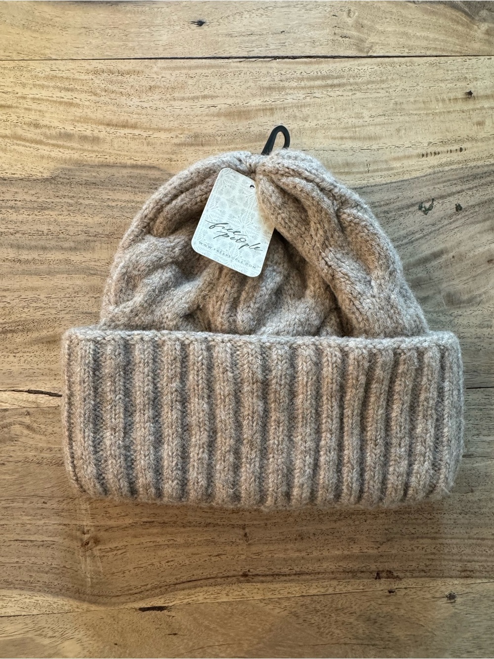 Free People - Coast Line Beanie | color: Fawn